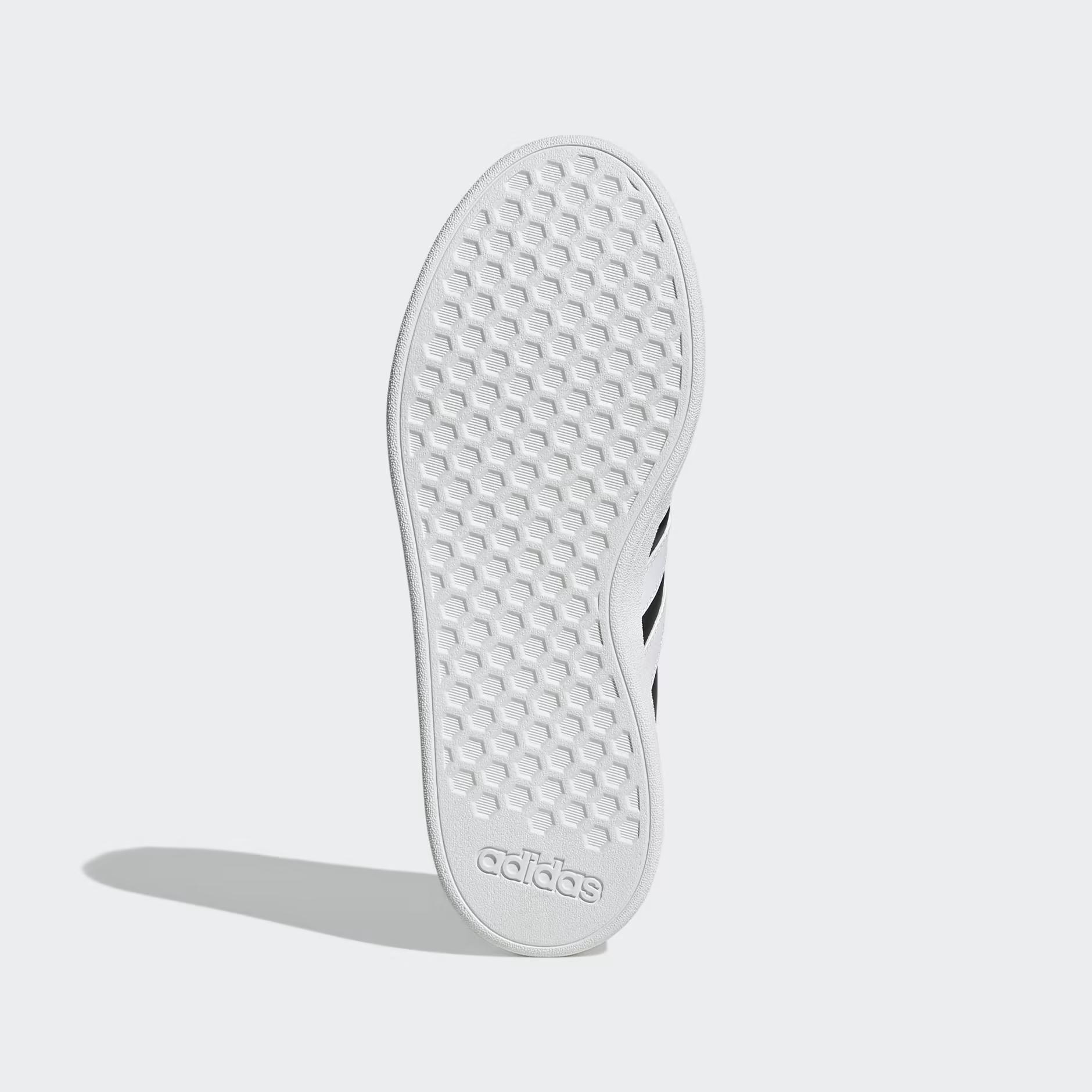 GRAND COURT TD_GW9262_1